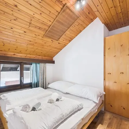 For 6 The Heart Of Apartamento